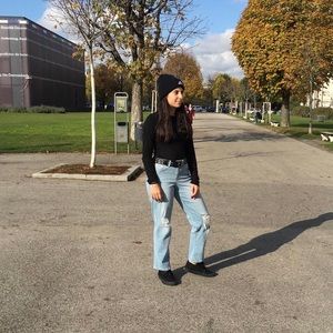 Meet your Posher, Abby